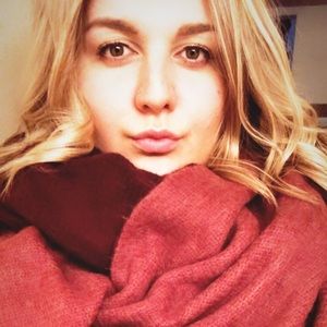 Meet your Posher, Natalie